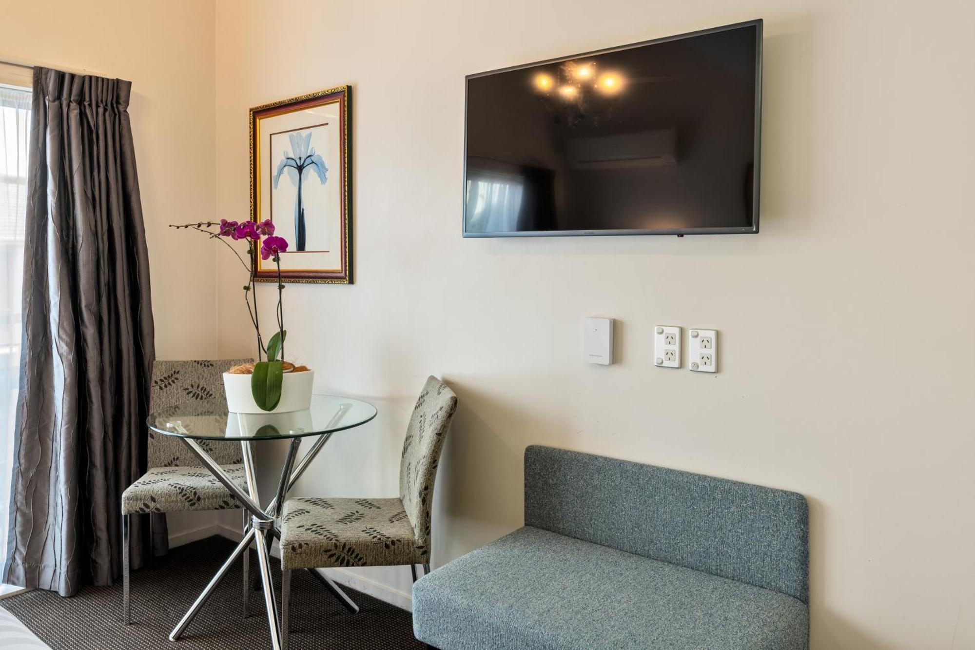 אוקלנד Best Western Newmarket Inn & Suites מראה חיצוני תמונה